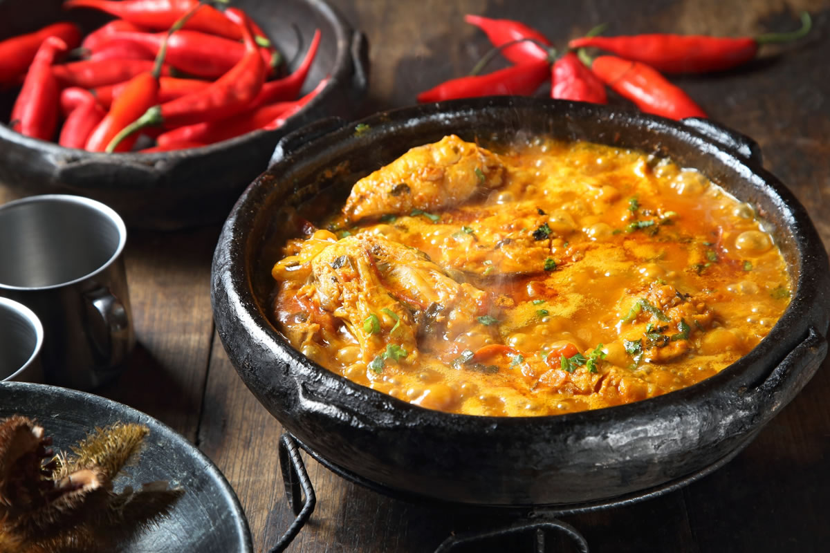 Receita de Moqueca Tradicional Brasileira do Chef Moisés Costa