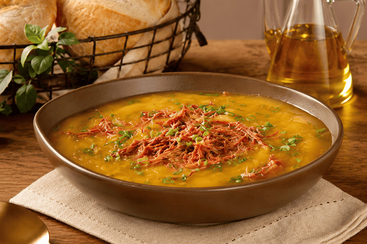 Receita de Caldo de Mandioca com Carne Seca